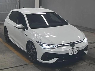 VOLKSWAGEN GOLF 2024
