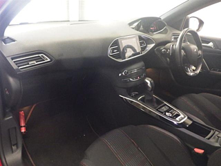 PEUGEOT 308 2018