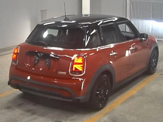 BMW MINI 2021