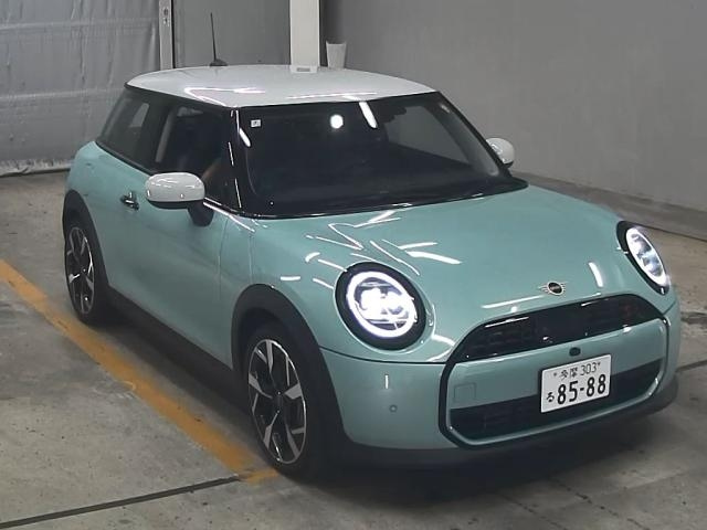 BMW MINI 2024
