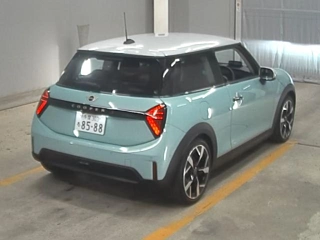BMW MINI 2024