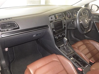 VOLKSWAGEN GOLF 2014