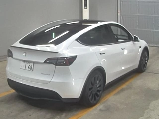 TESLA MODELY 2024