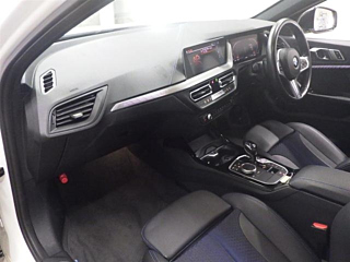 BMW 1 SERIES 2021