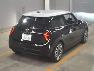 BMW MINI 2024