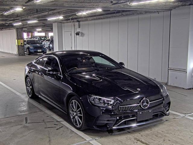 MERCEDES BENZ E CLASS 2022