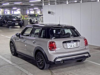 BMW MINI 2021