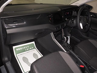 VOLKSWAGEN POLO 2024