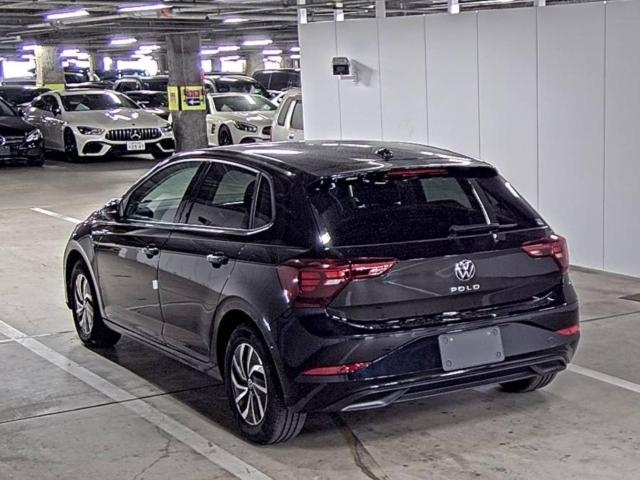 VOLKSWAGEN POLO 2024