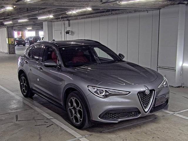 ALFAROMEO STELVIO 2020