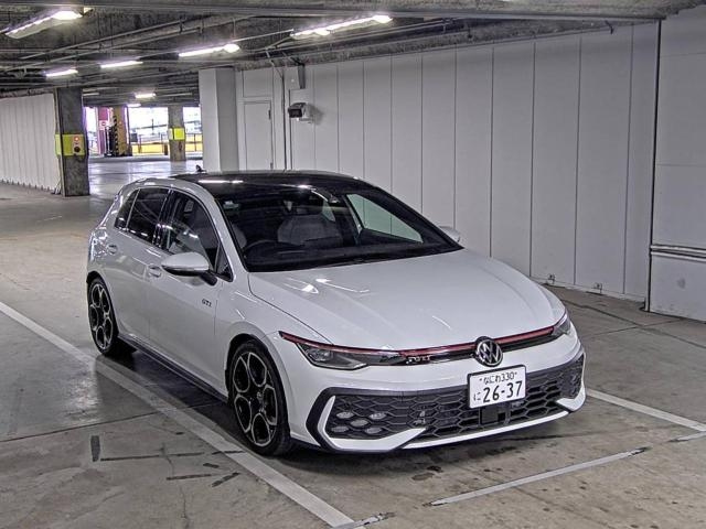 VOLKSWAGEN GOLF 2025