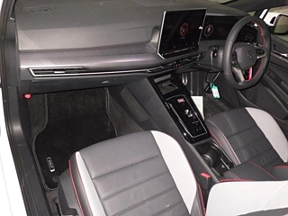 VOLKSWAGEN GOLF 2025