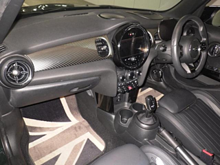 BMW MINI 2023