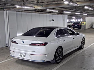 BMW I7 2024