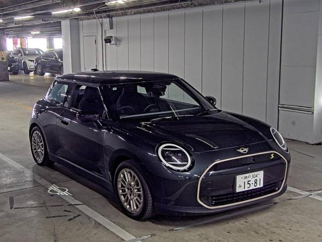 BMW MINI 2024