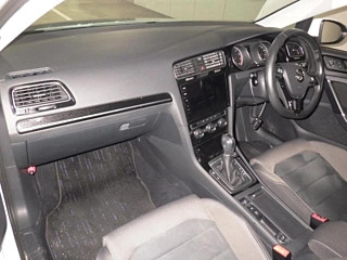 VOLKSWAGEN GOLF 2018