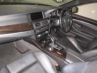 BMW 5 SERIES 2012