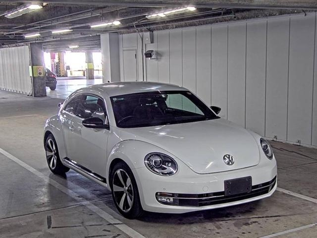 VOLKSWAGEN THE BEETLE 2015