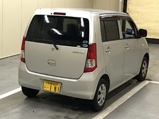 SUZUKI WAGON R 2011