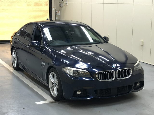 BMW 5 SERIES 2016