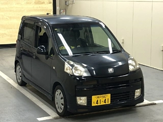 HONDA LIFE 2010