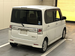 DAIHATSU TANTO 2010