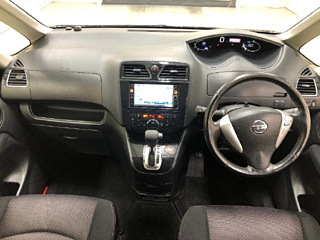 NISSAN SERENA 2013