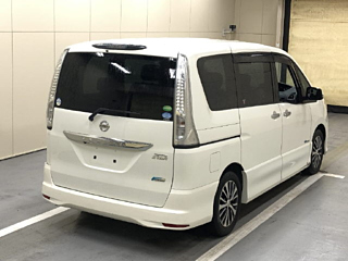 NISSAN SERENA 2013