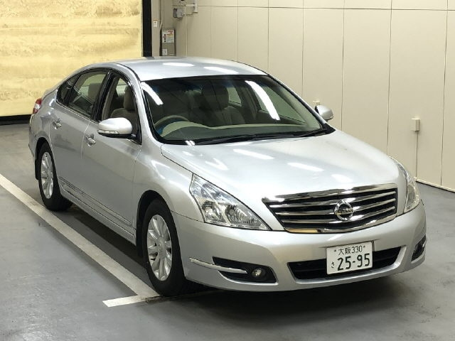 NISSAN TEANA 2009