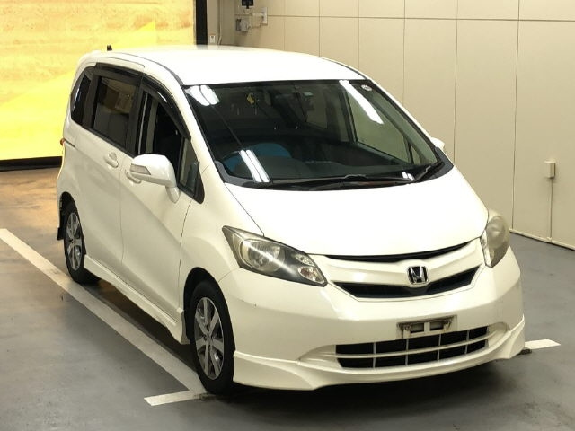 HONDA FREED 2008