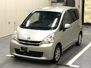 DAIHATSU MOVE 2011