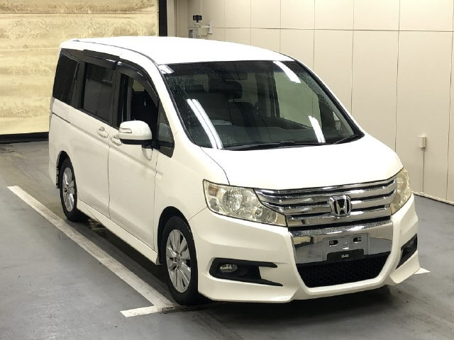HONDA STEP WAGON 2010