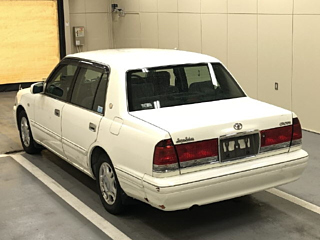 TOYOTA CROWN COMFORT 2008