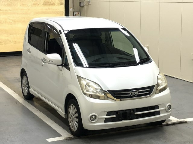 DAIHATSU MOVE 2010