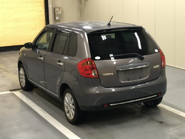 MAZDA VERISA 2008