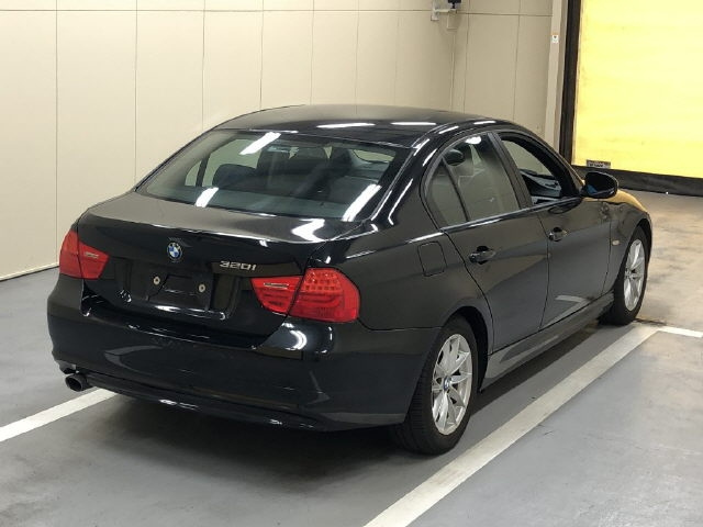 BMW 3 SERIES 2010