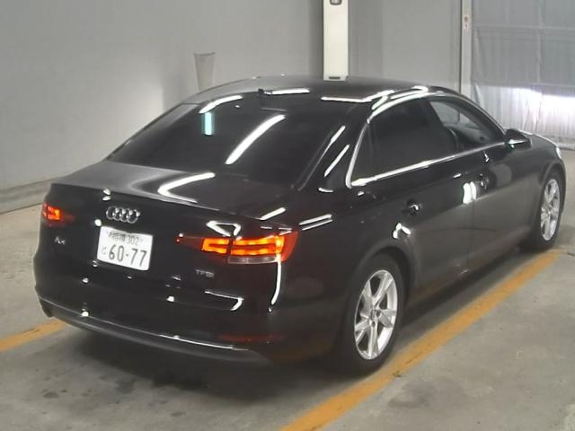 AUDI A4 2017