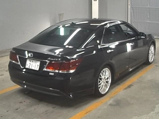 TOYOTA CROWN 2013