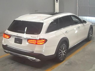MERCEDES BENZ E CLASS WAGON 2020