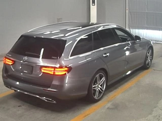 MERCEDES BENZ E CLASS WAGON 2020