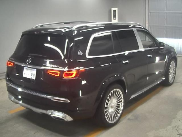 MERCEDES BENZ GLS 2023