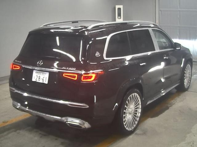 MERCEDES BENZ GLS 2024