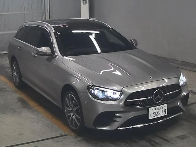 MERCEDES BENZ E CLASS WAGON 2022