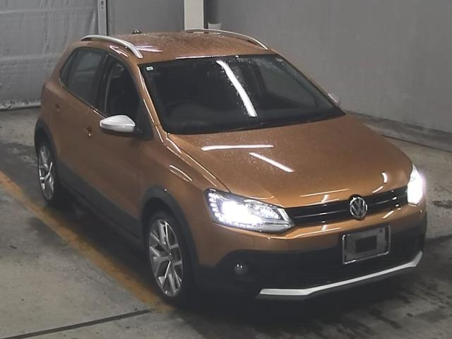 VOLKSWAGEN CROSS POLO 2015