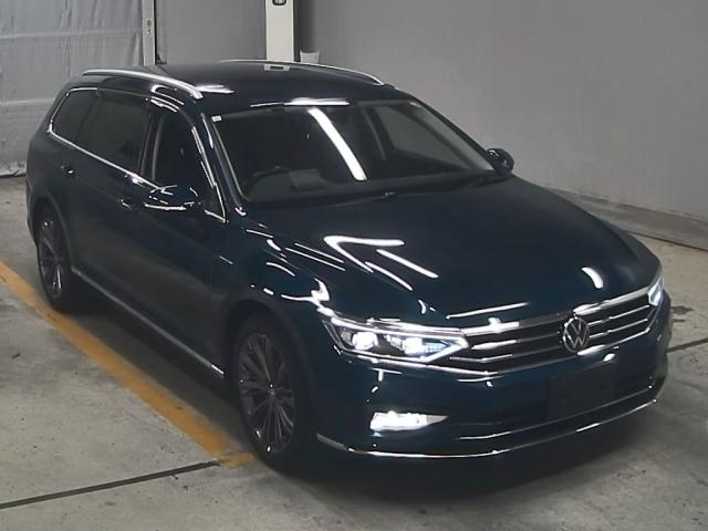 VOLKSWAGEN PASSAT VARIANT 2021