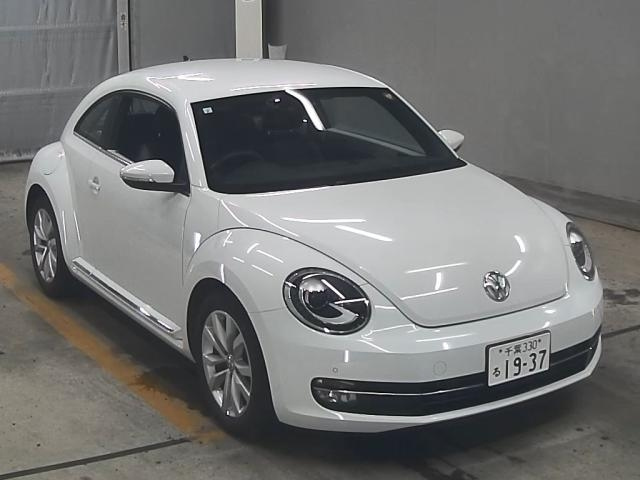 VOLKSWAGEN THE BEETLE 2015