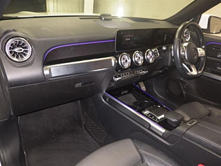 MERCEDES BENZ GLB 2020