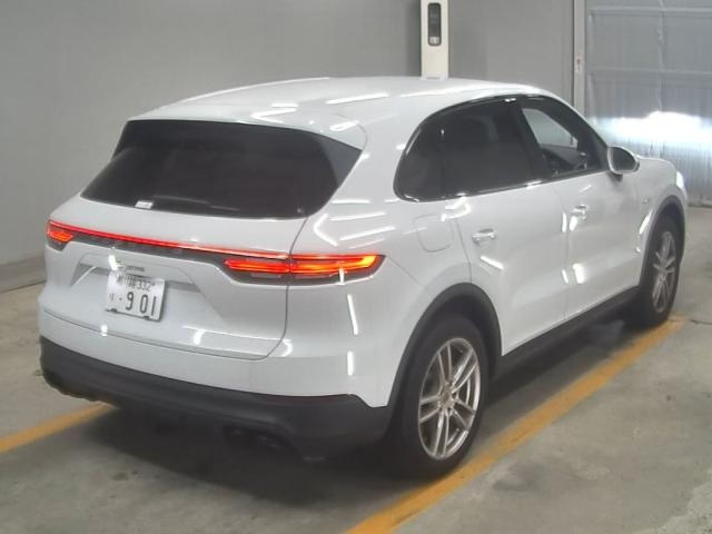 PORSCHE CAYENNE 2020