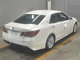 TOYOTA CROWN 2017