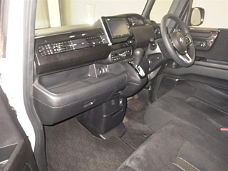 HONDA N BOX 2018